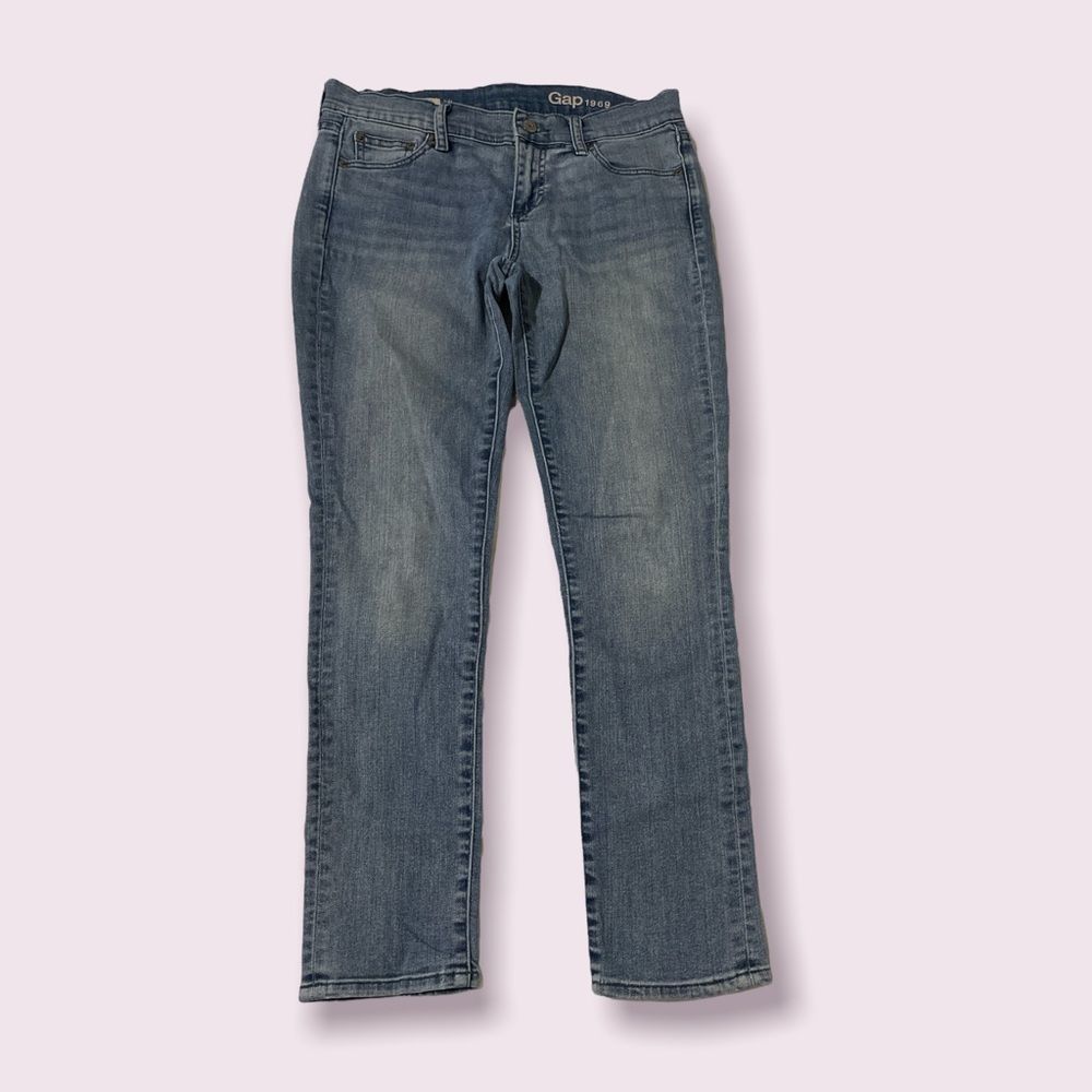 Gap girlfriend jeans size 25